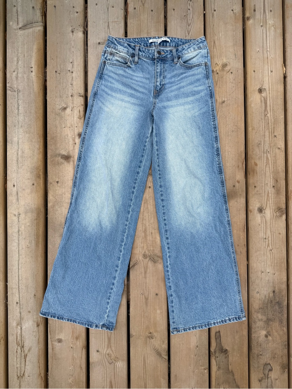 Wide-Leg Light Blue Women's Jeans